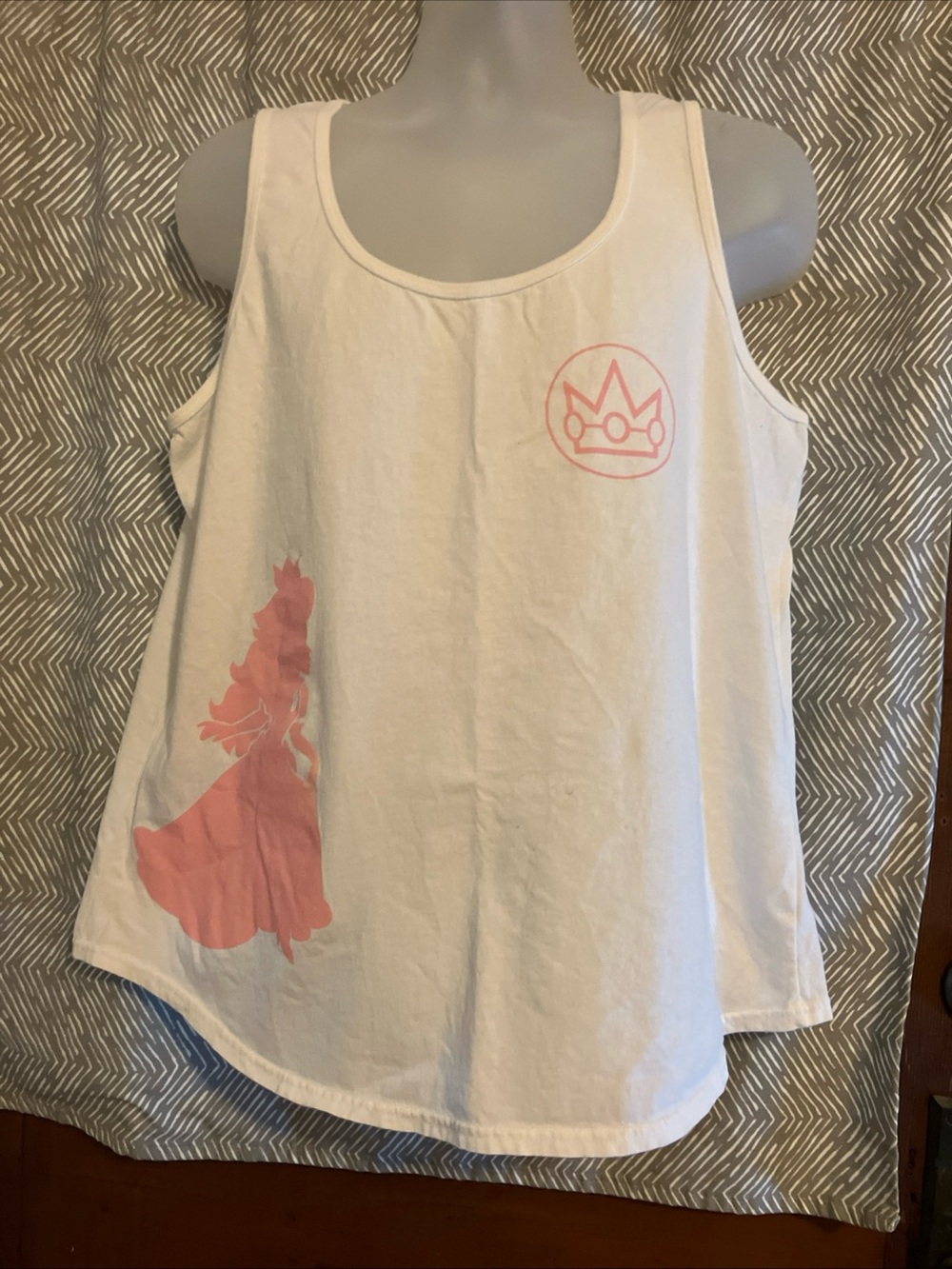 Universal Studios Super Nintendo World Princess Peach Tank Top Womens 2XL